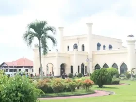 kota siak sri indrapura, profil kota siak sri indrapura, sejarah kota siak sri indrapura, ibu kota kabupaten siak, populasi kota siak sri indrapura, peta kota siak sri indrapura, kota siak sri indrapura dalam angka, kota siak sri indrapura dalam statistik, kota siak sri indrapura dalam data, kota siak sri indrapura dalam sejarah, istana siak sri indrapura, masjid sultan siak, museum adityawarman, jembatan engku putri, pulau lancang, pantai teluk dalam, kampung buluh cina, sungai siak, festival budaya siak, haul kesultanan siak, kebun raya siak, hutan wisata alam tahura sultan syarif kasim, wisata alam siak, wisata edukasi siak, wisata religi siak, wisata sejarah siak, wisata keluarga siak, wisata petualangan siak, wisata edukasi alam siak, wisata konservasi siak, berita kota siak sri indrapura, info kota siak sri indrapura, update kota siak sri indrapura, pemerintah kota siak sri indrapura, agenda kota siak sri indrapura, kegiatan pemkab siak, berita terkini siak sri indrapura, kebijakan pemkab siak, isu lokal kota siak sri indrapura, pembangunan kota siak sri indrapura, kota terbersih siak sri indrapura, penghargaan kebersihan siak sri indrapura, anugerah kota bersih siak sri indrapura, sekolah adiwiyata siak sri indrapura, piala adipura siak sri indrapura, prestasi lingkungan hidup siak sri indrapura, penghargaan lingkungan hidup siak sri indrapura, kota bersih riau siak sri indrapura, kota ramah lingkungan siak sri indrapura, inisiatif hijau siak sri indrapura